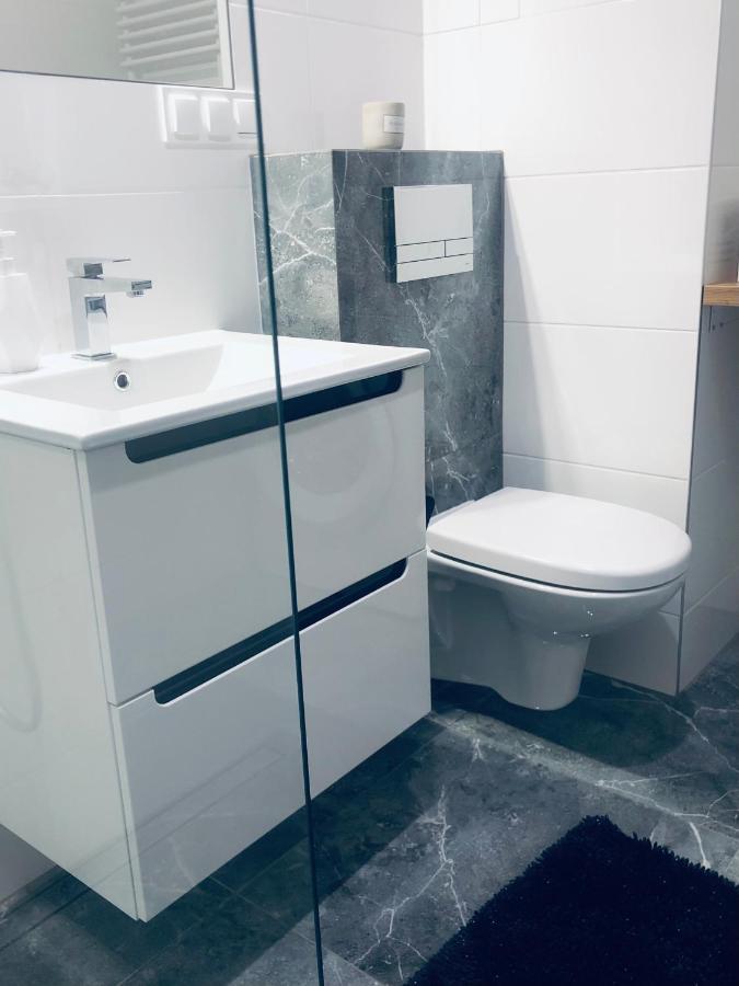 Torun Apartaments - Apartaments №17 ภายนอก รูปภาพ
